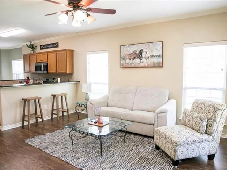 4219 Candace Ct — Photo 3
