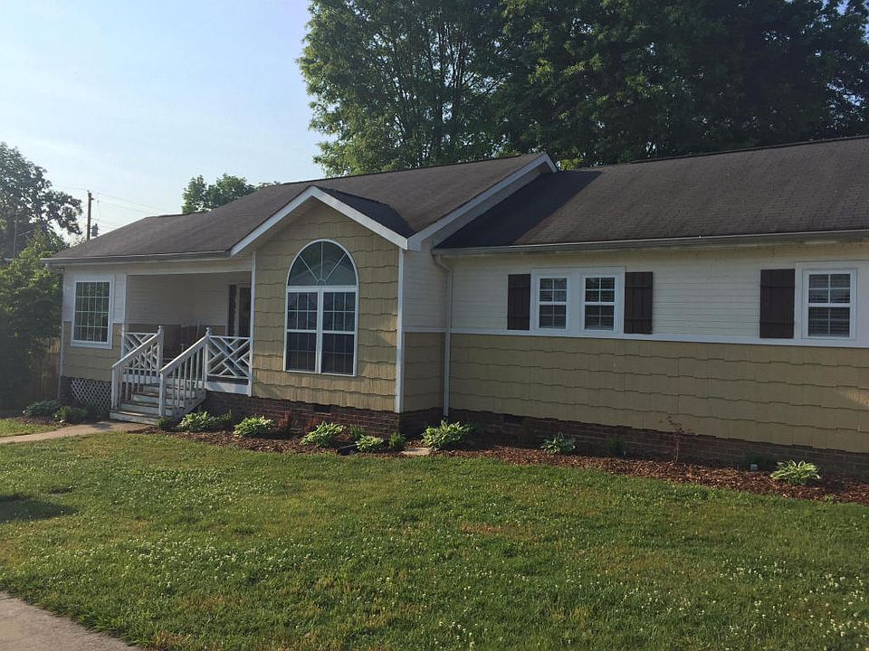 1st image of 101 Dogwood Trl