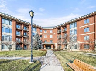 845 E 22nd St #B-115, Lombard, IL 60148