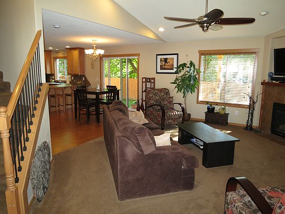 4th image of 10300 NE 52nd Ct