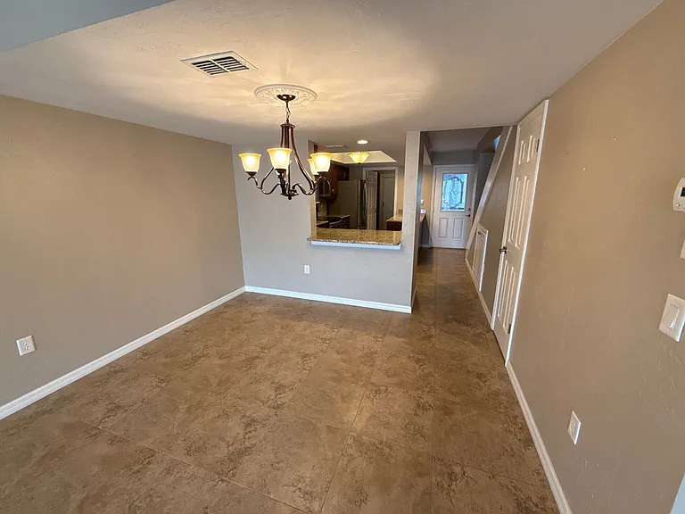 790 E Gilchrist Ct #2B — Photo 7