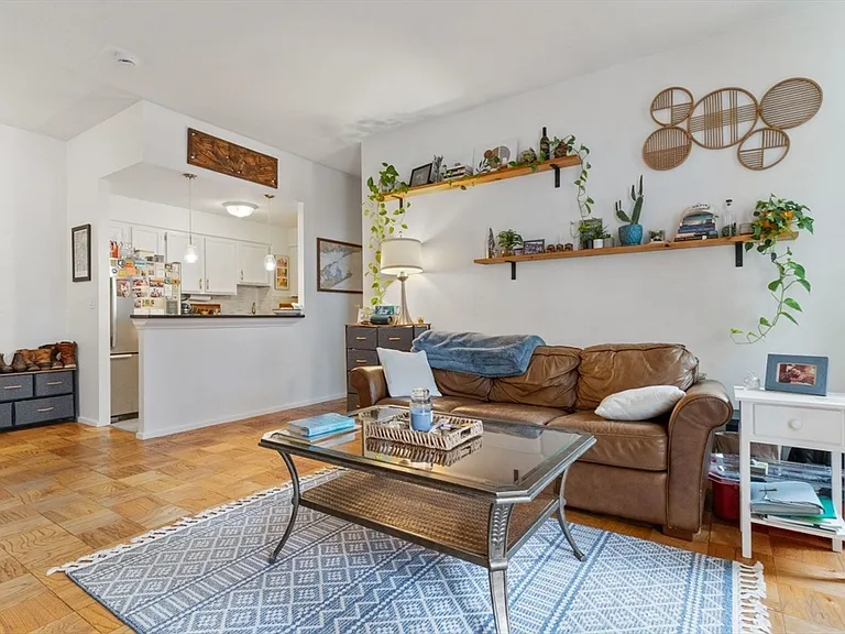 27 Bowdoin St #2B — Photo 1
