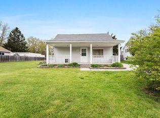 36540 Bismark Rd, New Boston, MI 48164