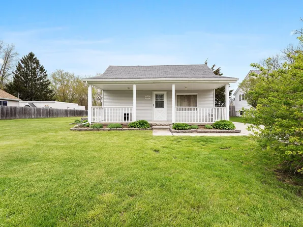 36540 Bismark Rd, New Boston, MI 48164