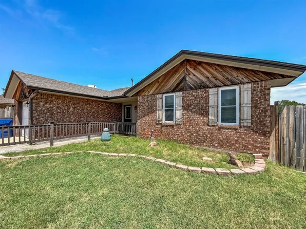 319 Crestdale, Noble, OK 73068