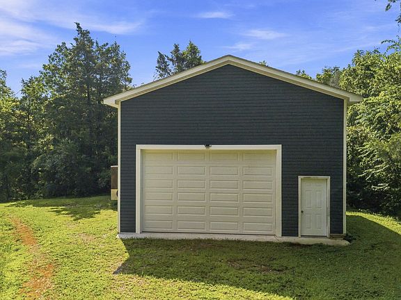 5th image of 3426-3412 Caywood Rd