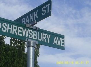 46 Bank St, Red Bank, NJ 07701