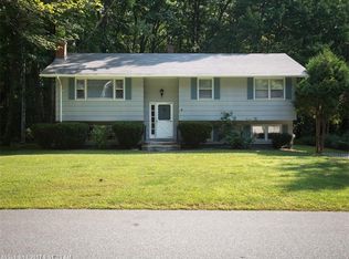 12 Windy Point Ln, Saco, ME 04072