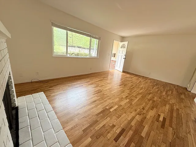 226 Getchell St — Photo 10