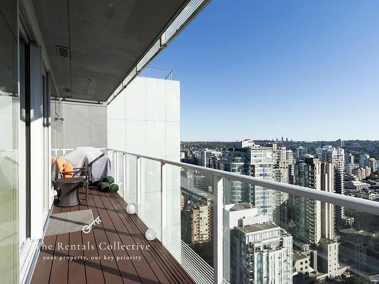 777 Richards St #3601 — Photo 16