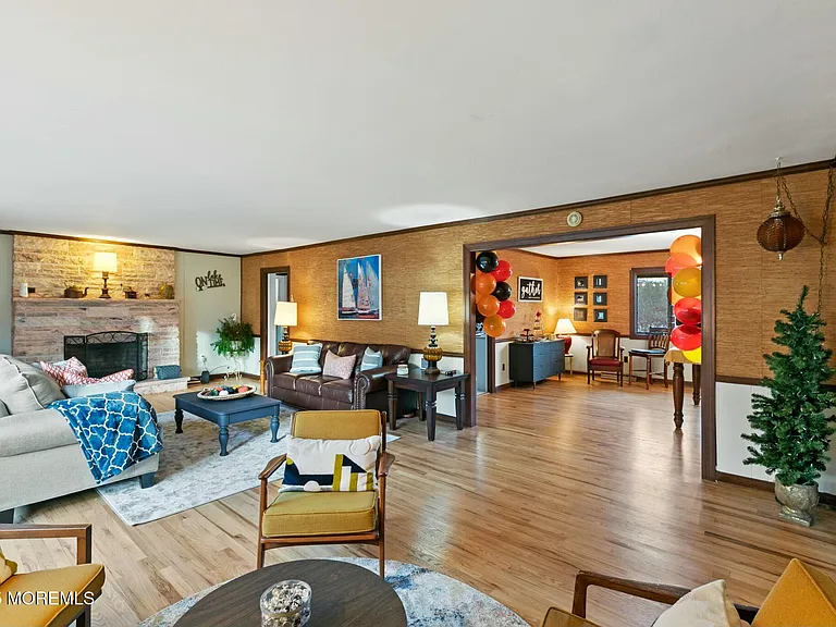399 Golfview Dr — Photo 16
