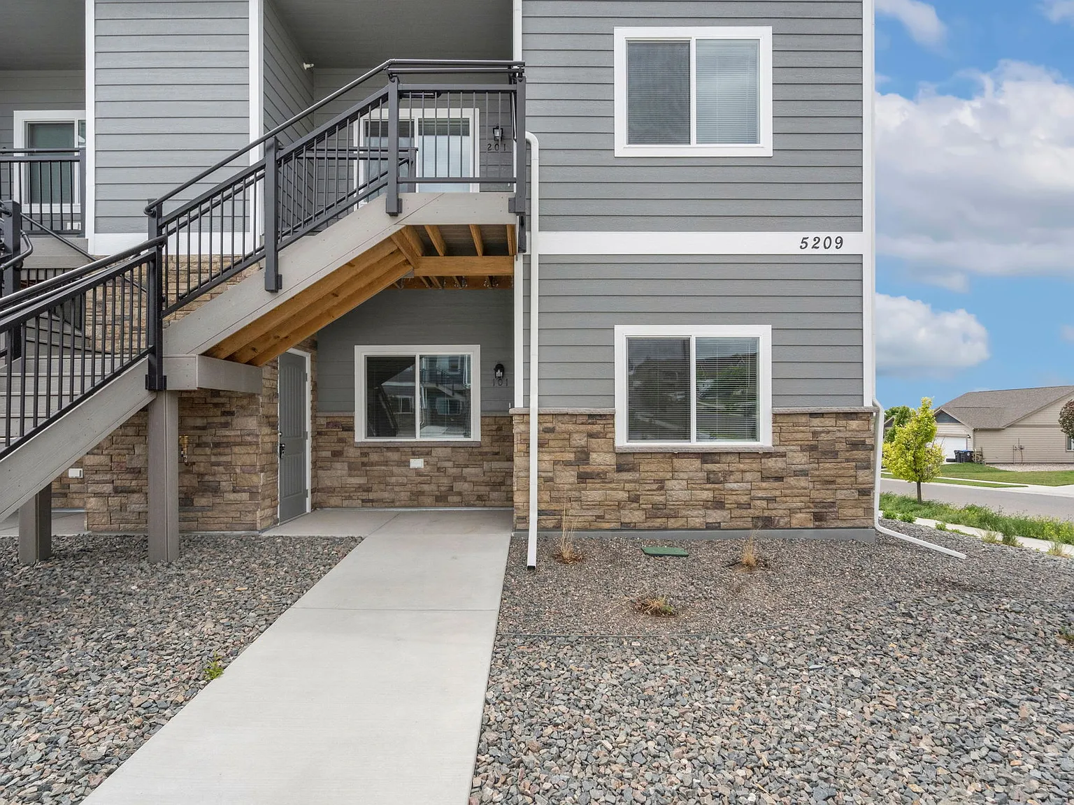 5216 Boulder Court - 201 — Photo 3