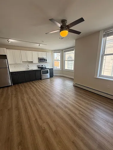 96 Broadway Photo 1