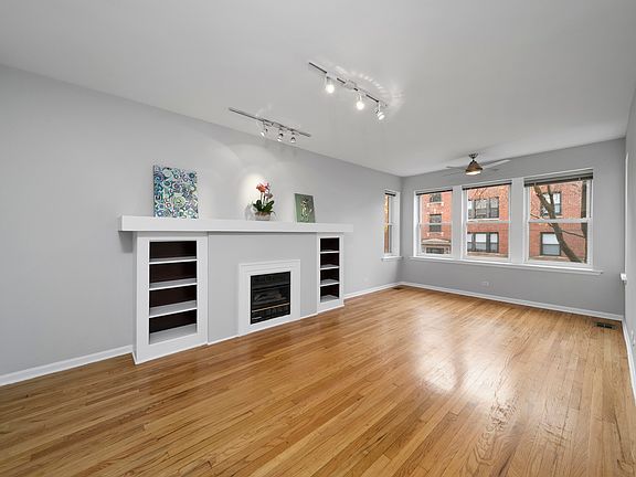 2nd image of 3510 W Leland Ave APT 1