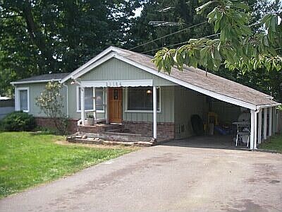 Nice home on 1/4 acre
