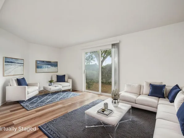 The Arch - Apartments & Townhomes