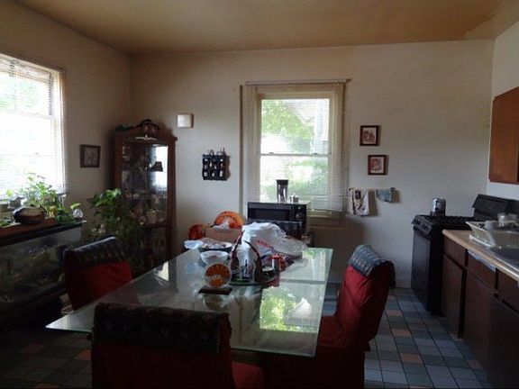 4th image of 284 McGregor Ave