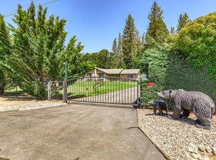 128 Barker Dr, Merlin, OR 97532