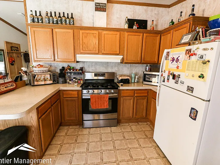 120 9th St — Photo 3