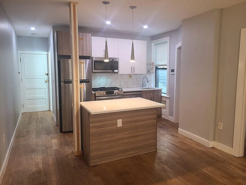 1st image of 84 Romaine Ave #5D