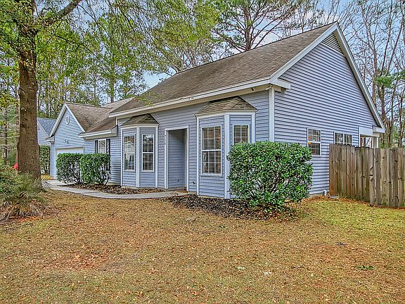 4th image of 716 Alwyn Blvd