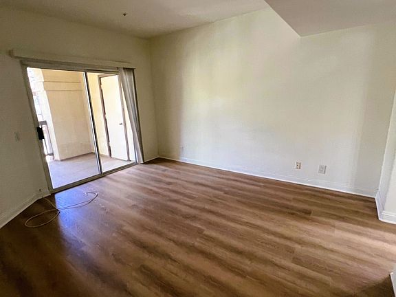 3rd image of 2960 Champion Way APT 808