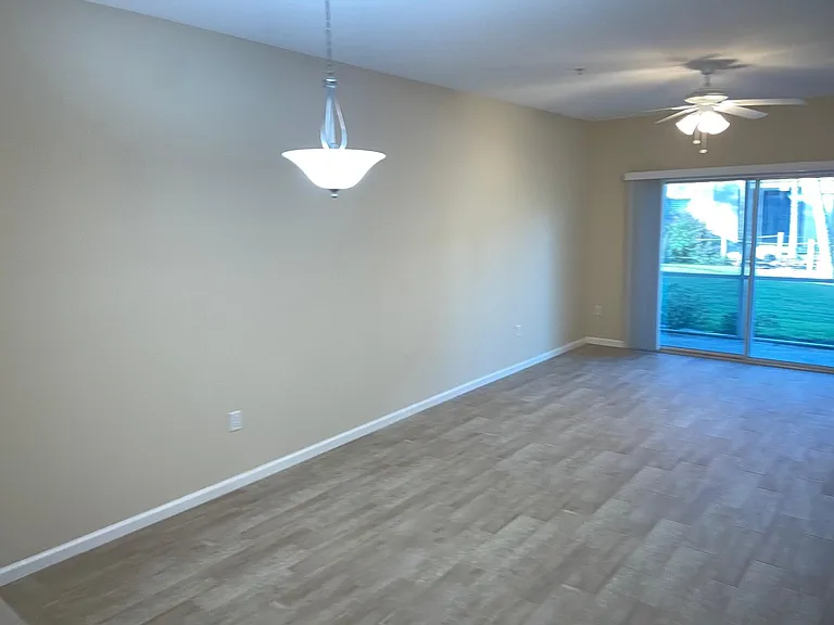 403 Bouchelle Dr #109 — Photo 8