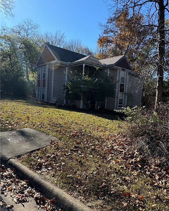 1st image of 2107-2109 Kantz Ln #2111