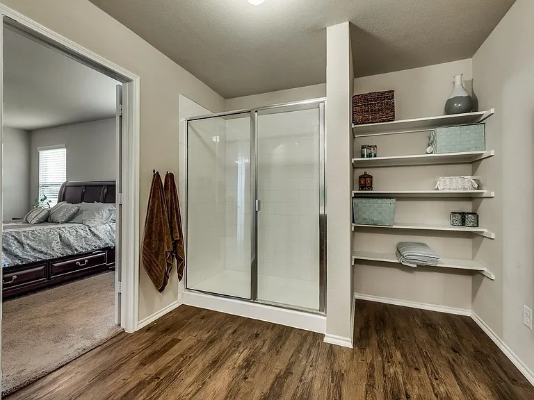 1407 Pampa Grass Dr — Photo 8