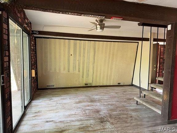 5th image of 1727 W Forest Ln
