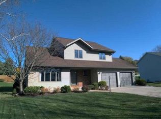 143 Coachlite Ct N, Onalaska, WI 54650