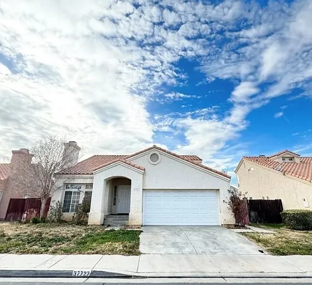37727 Harvey St — Photo 4