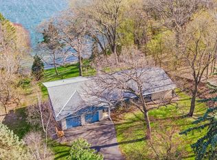 7831 50th St N, Lake Elmo, MN 55042