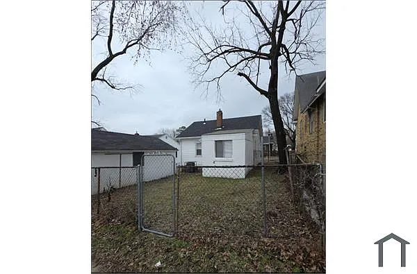 Building Photo - 6540 Avalon Ave