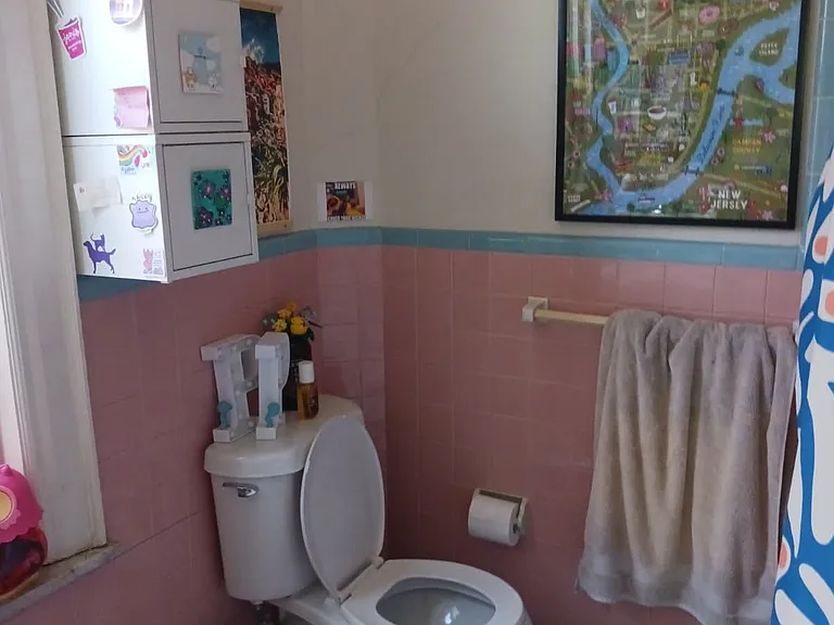 4626 Spruce St #2F — Photo 8