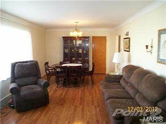 3rd image of 6400 Lavernell Ct