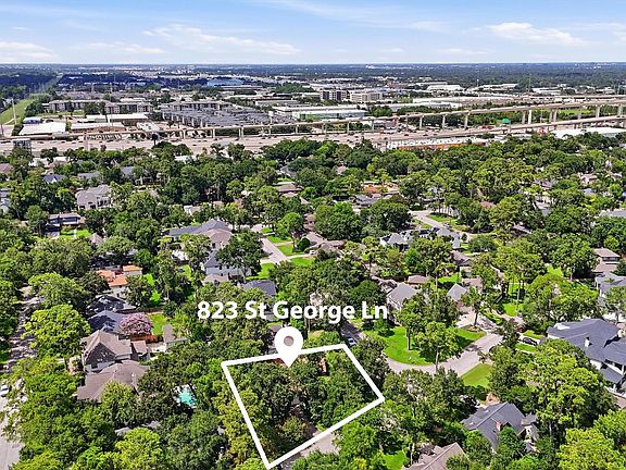 3rd image of 823 Saint George Ln