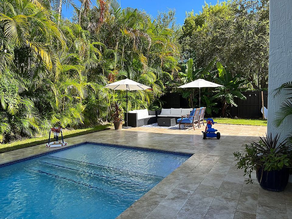 2nd image of 9703 SW 158th Ct