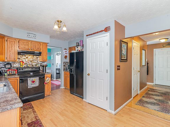 3rd image of 1289 Harbor Ct