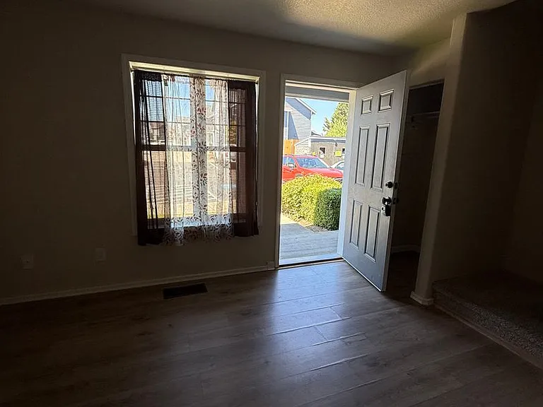 450 Midway Rd #34 — Photo 19