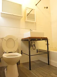 Rented by Rennit Inc.