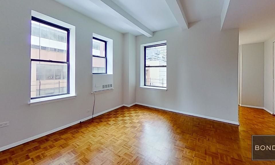 1st image of 150 W 51st St #1926D