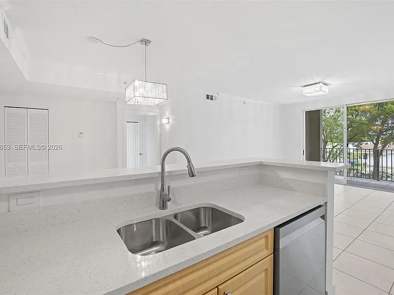 6831 SW 44th St #205 — Photo 12