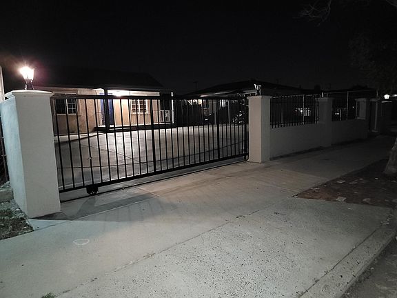 2nd image of 3138 40th St