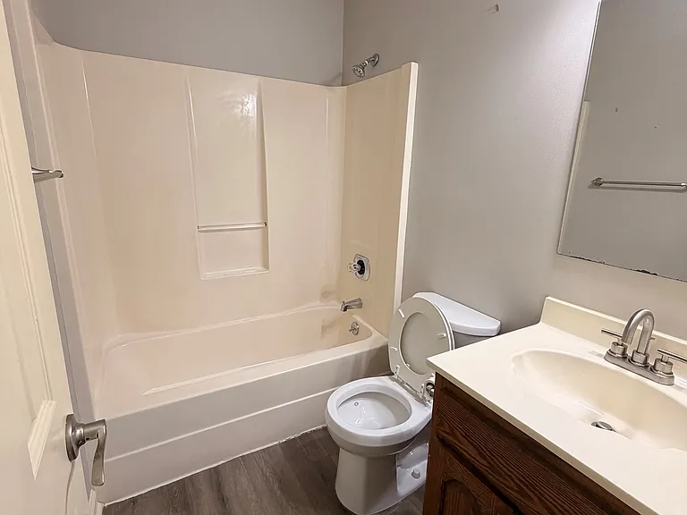 1608 Liberty Dr #1608 — Photo 6