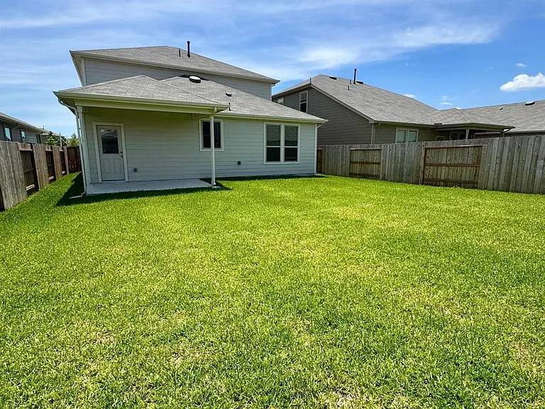 15357 Dapple Bluff Ln — Photo 7