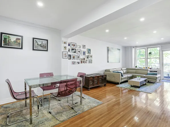 601 Kappock Street image 2 of 18