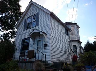 941 26th Ave S, Seattle, WA 98144