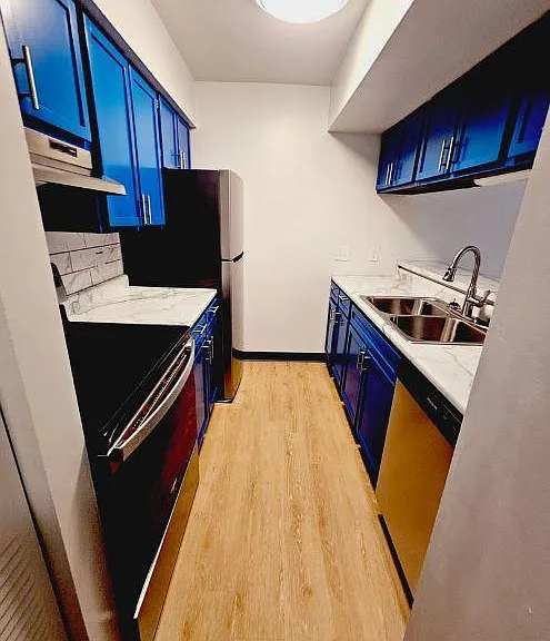 Sugarbush Apartments — Photo 2