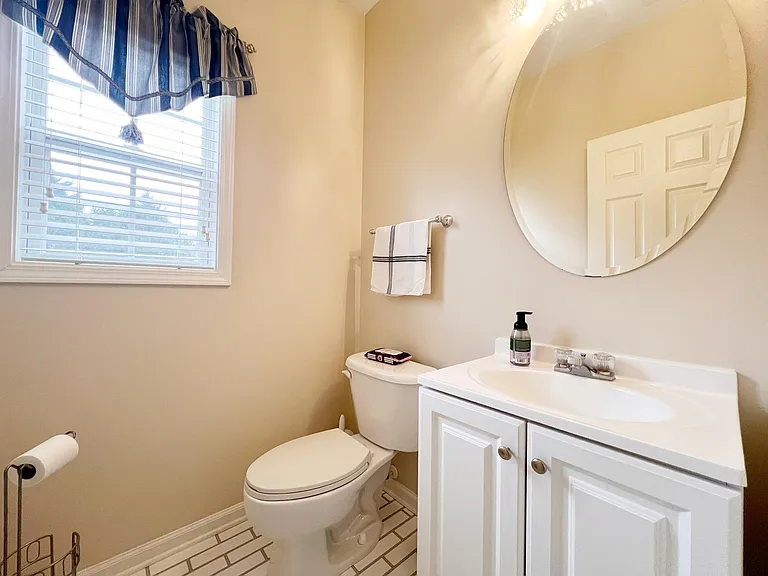 514 Adeline Ct — Photo 22